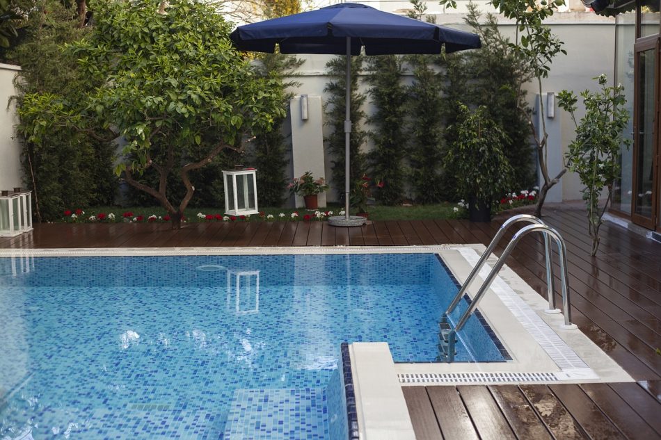 Private Pool Experience